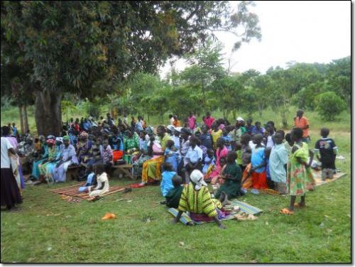 p Wampologoma Busaana Church Conduct Service Under a Tree in 2011 1